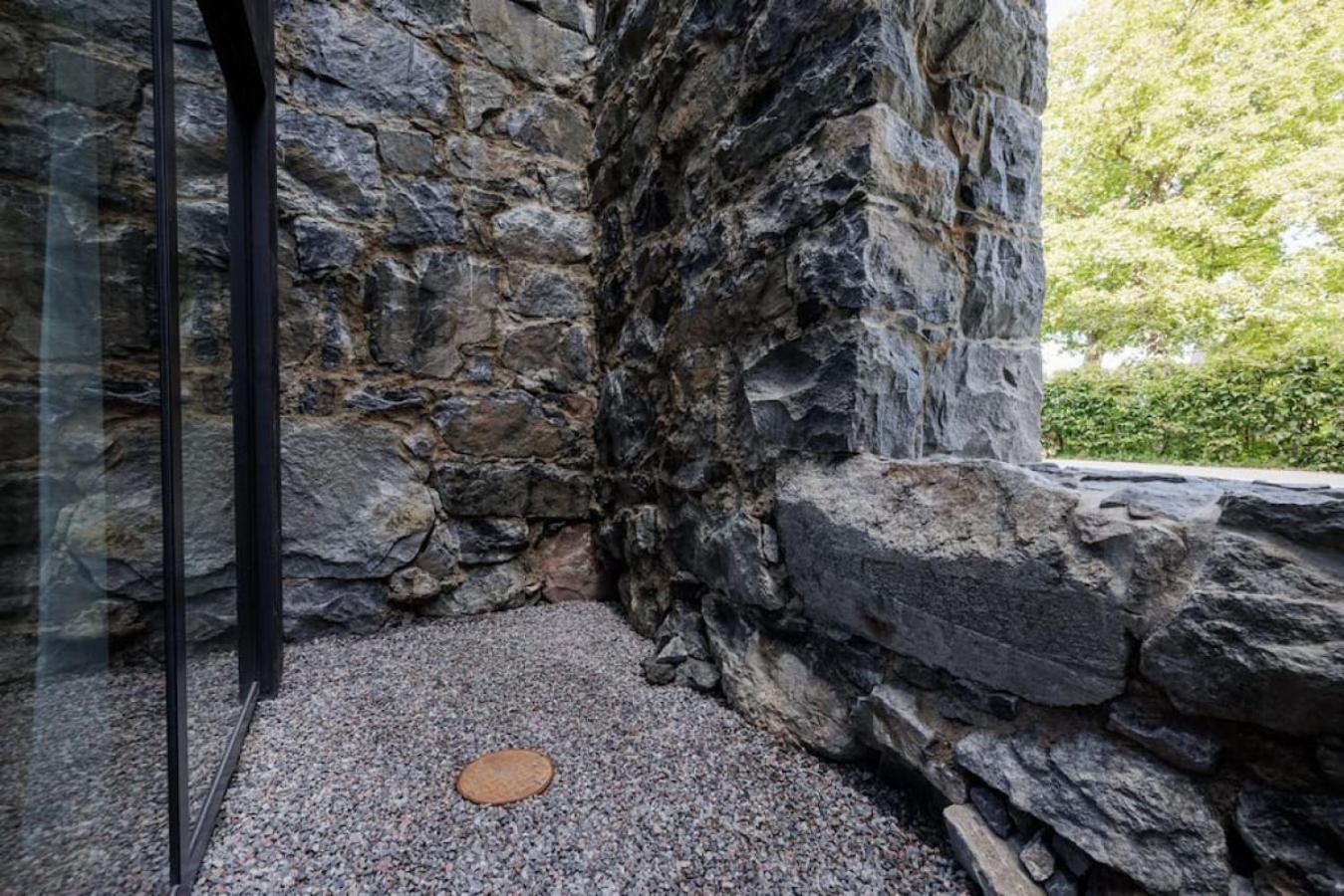 Brand New Studios Amidst Ancient Ruins Oasis Stockholm Eksteriør bilde